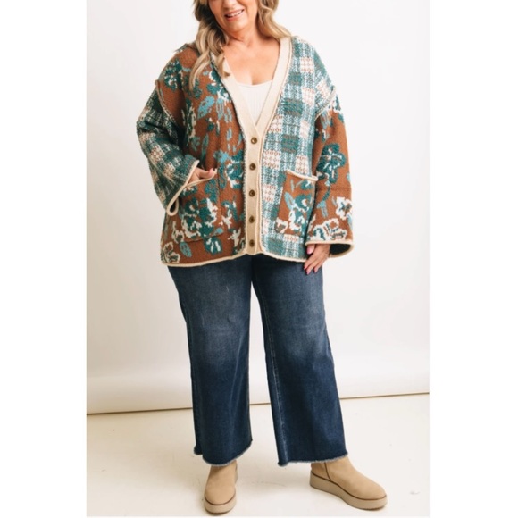 POL Choco Blue Floral Plaid Berber Fleece Button Down Cardigan - Picture 8 of 16